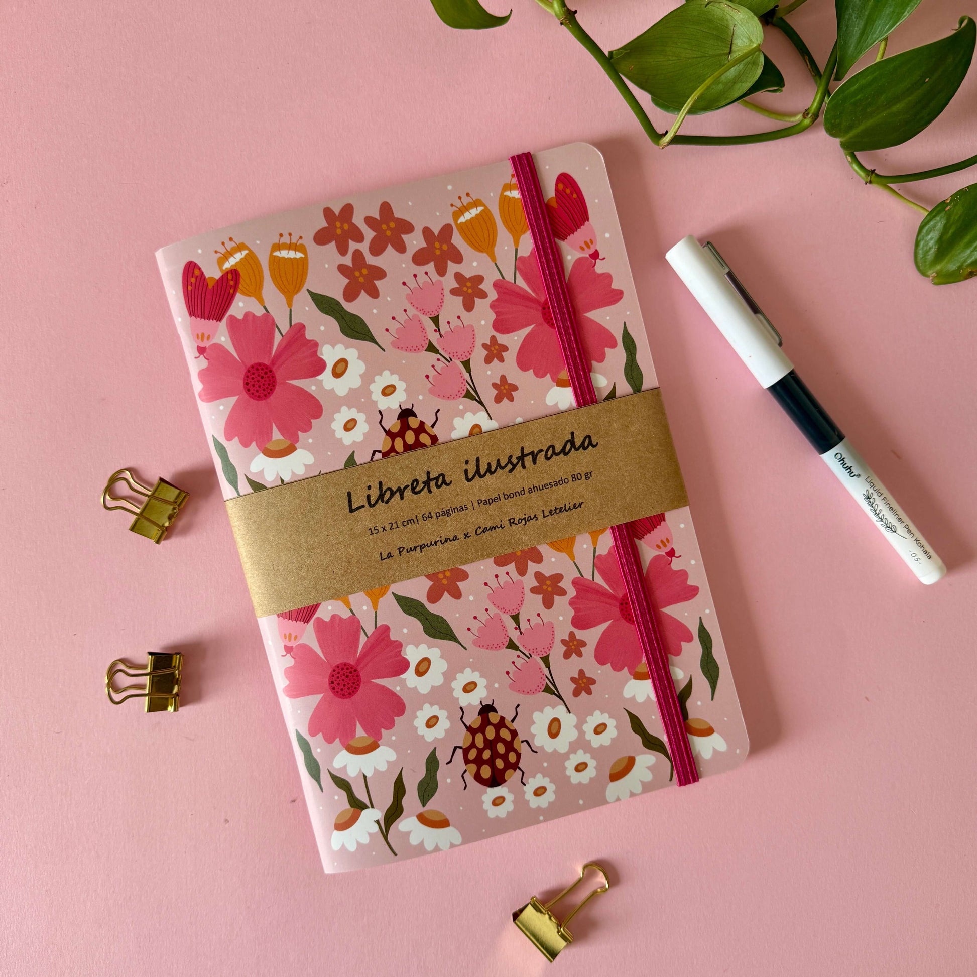 Libreta Florecer rosada - Cami Rojas Letelier