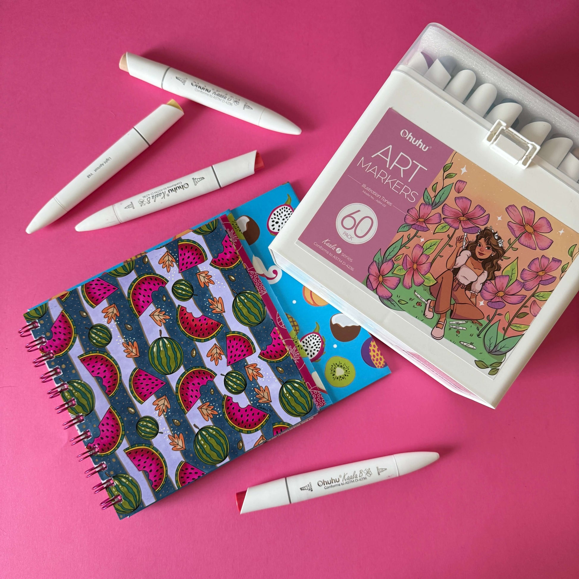 Pack libro Frutalia + set Kaala B 60 colores + envío GRATIS con marcadores y libro de patrones frutales.